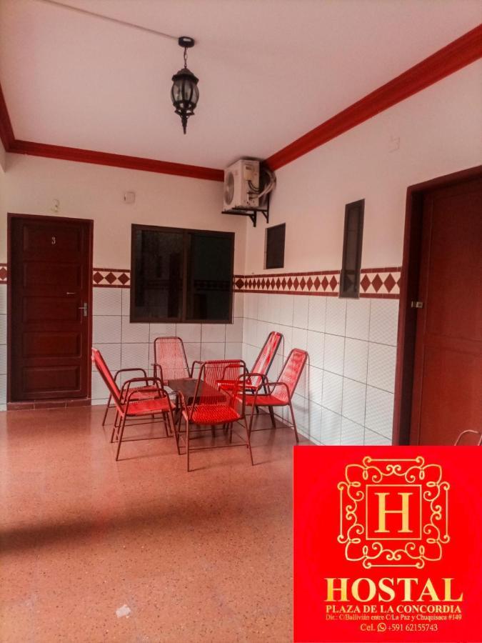 Готель Hostal Plaza De La Concordia Санта-Крус-де-ла-Сьєрра Екстер'єр фото
